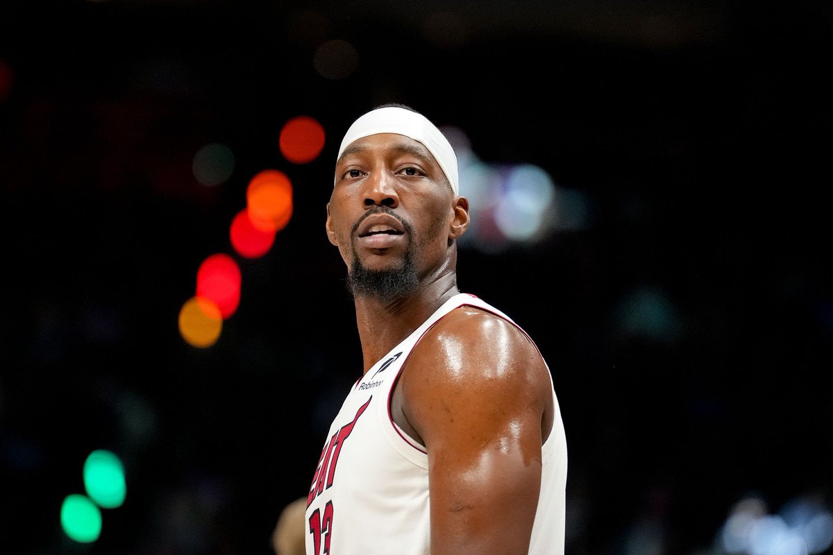 FearBuck tweet media