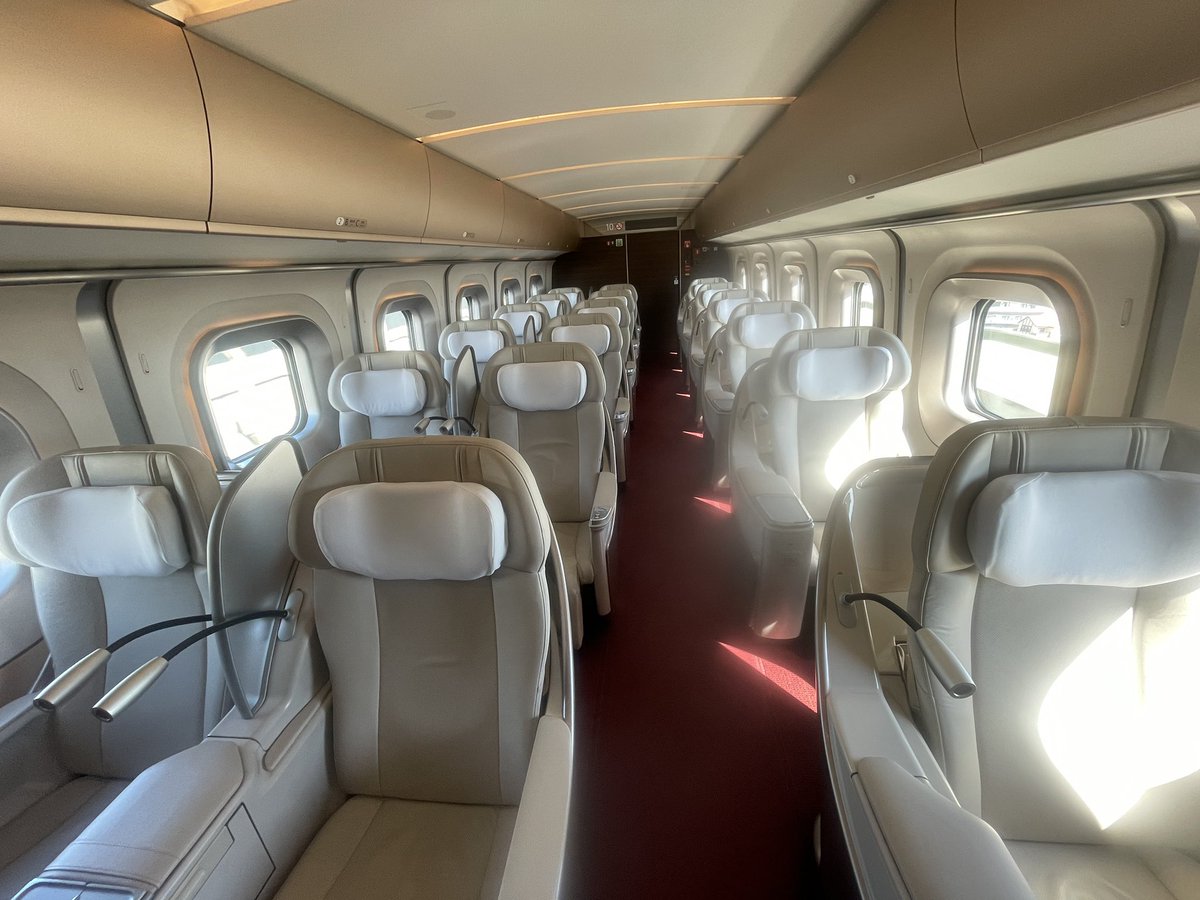 batochin_立ち位置は取り巻き tweet media