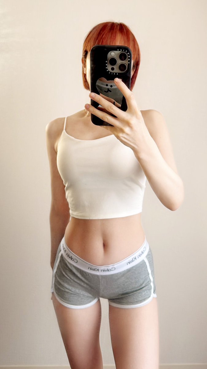 ＊chika.＊ tweet media