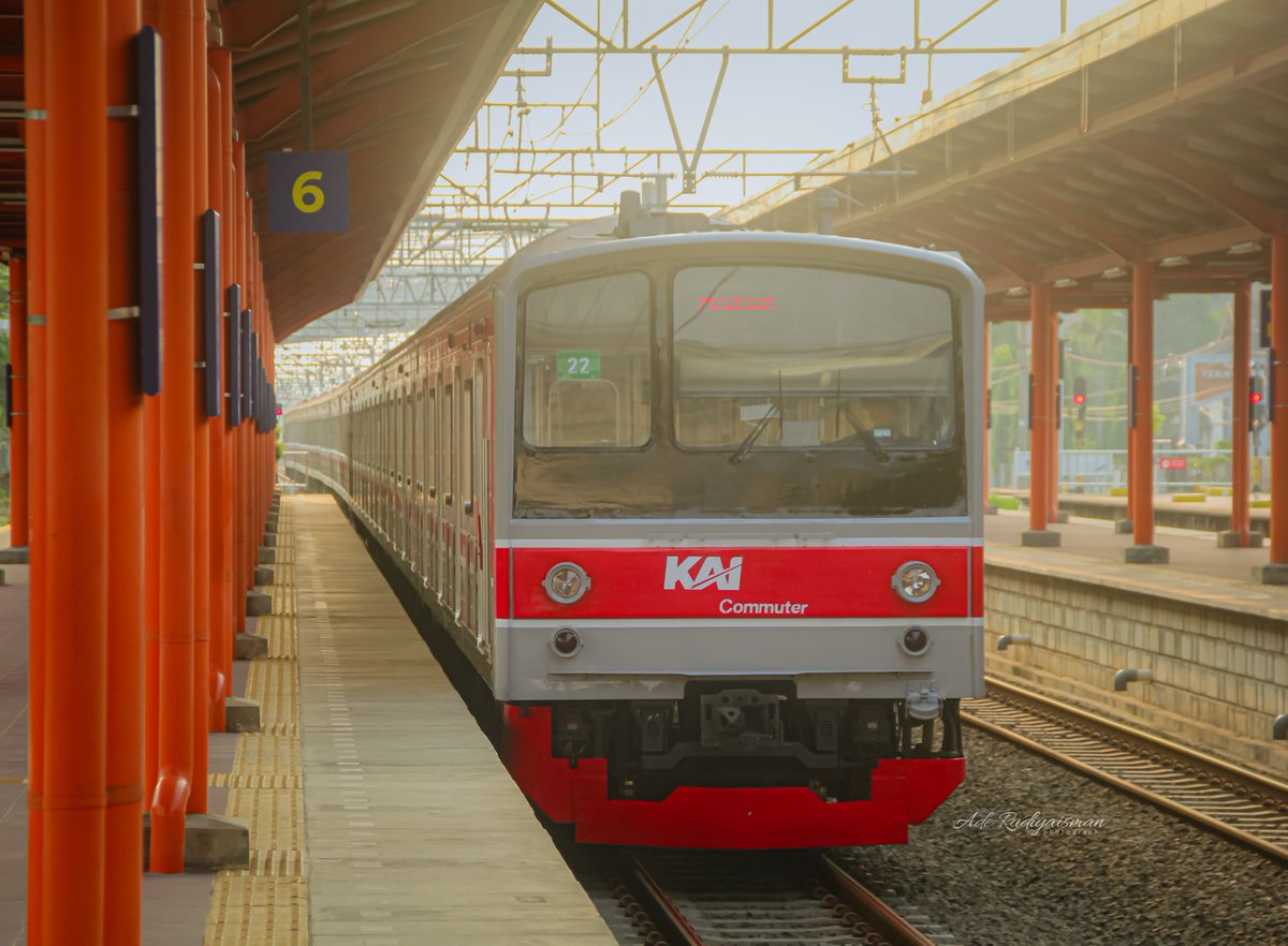 KAI Commuter tweet media