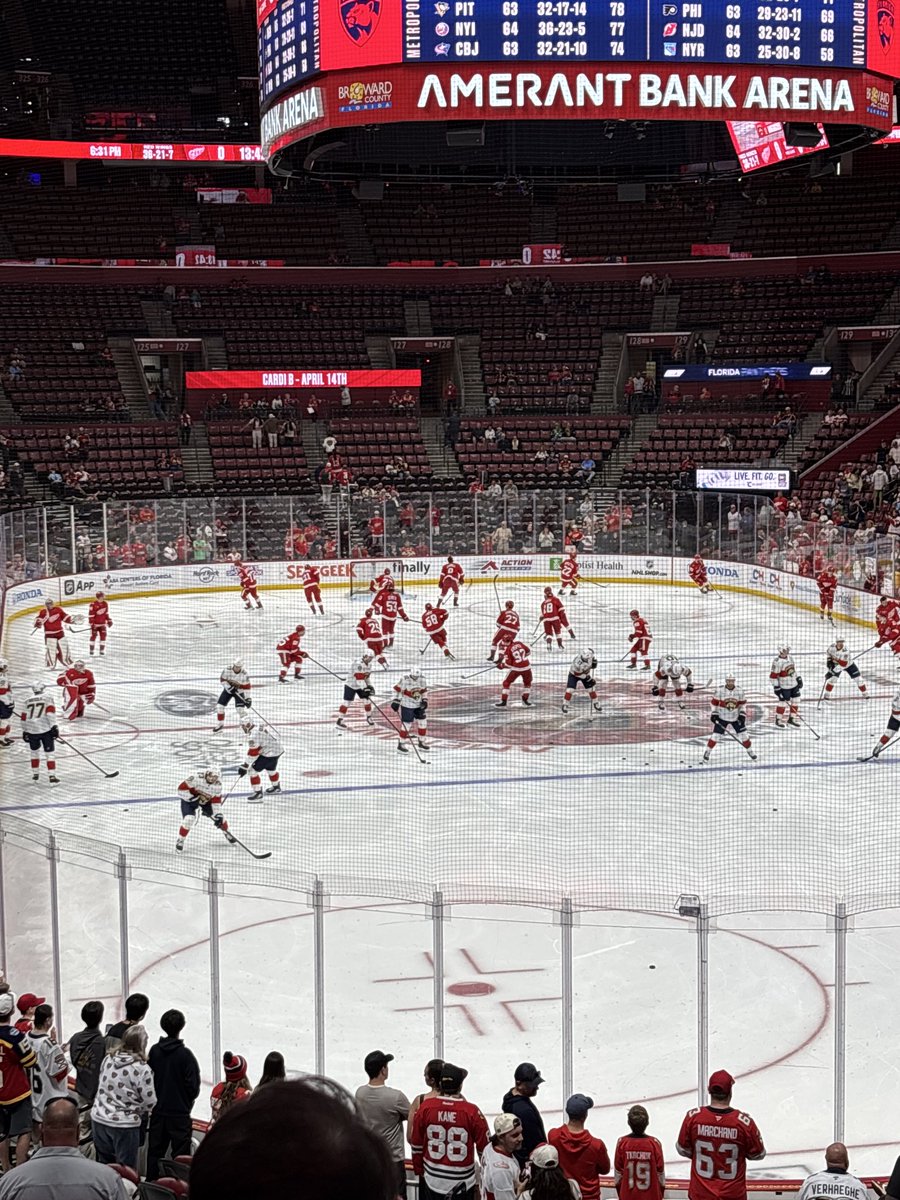 MrDeeds32's tweet photo. @DetroitRedWings Boots on the ground!!!! https://t.co/9aaYrg7fpF