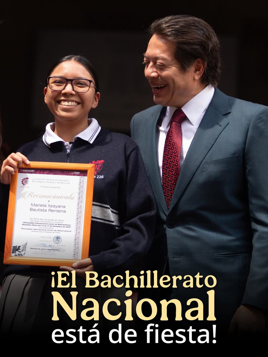 mario_delgado's tweet photo. ¡En el #BachilleratoNacional estamos de fiesta!
Celebramos el 35 Aniversario de la creación de los #CECyTEs. Agradecemos su compromiso con la educación media superior y por ser un pilar en la formación de miles de jóvenes en todo el país.
A la par, felicitamos a la #DGETI por recibir la acreditación como entidad de certificación y evaluación del @ConocerMx. Lo que le permitirá dar validez a los conocimientos de las futuras y futuros líderes técnicos.
Además, festejamos la firma del Convenio de Libre Tránsito entre la DGETI, el CECyTE y el TecNM; que garantiza la vinculación académica y la continuidad de los estudiantes de bachillerato hacia la educación superior.
Cumplimos con el compromiso de impulsar el derecho a la educación de las juventudes, como nos lo ha instruido nuestra presidenta @Claudiashein