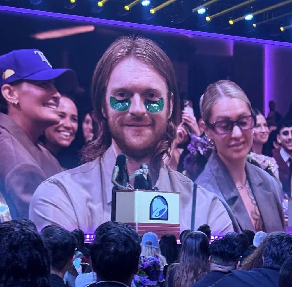 PopBase's tweet photo. Taco Bell unveils their new Mountain Dew Baja Blast Under Eye Patches. https://t.co/kwViua9vZv