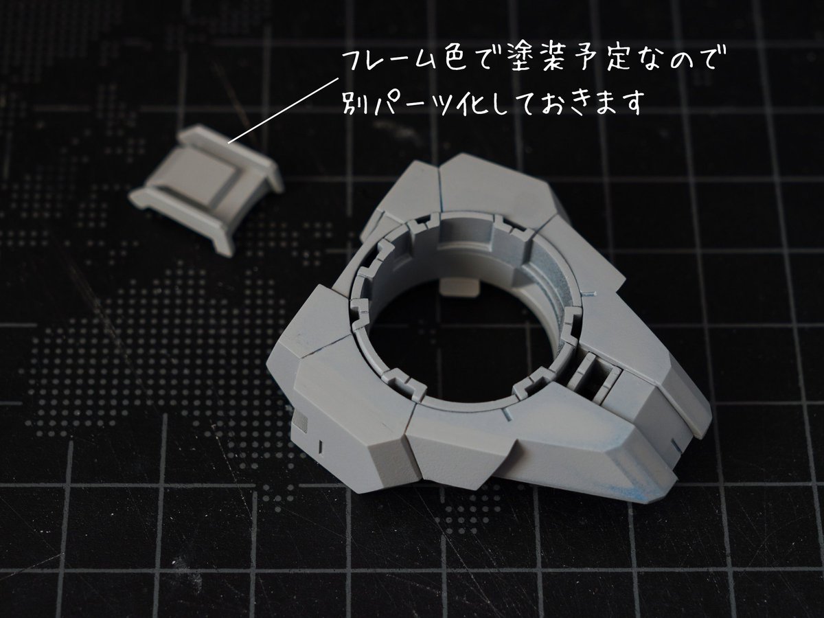 KN_MR's tweet image. MGダブルオーライザー
ショルダーパーツのアウトラインはざっくりこんな感じかな。あとは微修整と、ディテール。

#NIPCOM 
#INTERSTELLAR_00