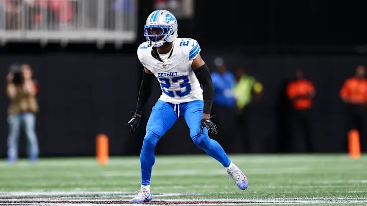 DETFanReport's tweet photo. The Detroit Lions have re-signed cornerback Rock Ya-Sin #detfanreport #detroitlions #OnePride https://t.co/aH8K3j46da