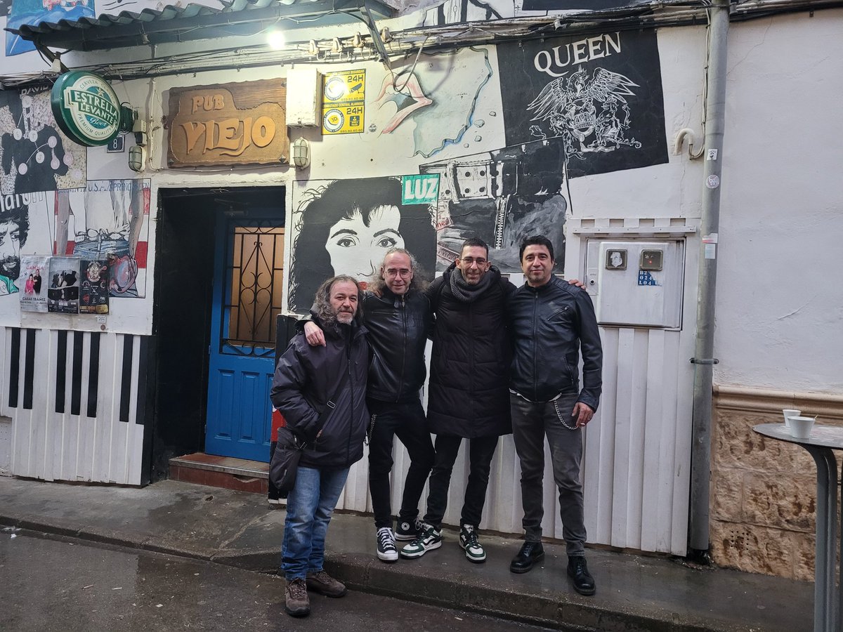 barrisendo's tweet photo. Otra foto de Ledaña el 7-3-2026. Un saludo y... ミ★ Barrisendo a Muerte ★彡 🎼🎵🎶🎸🎙🎤 #bandatributo #barrisendo https://t.co/imyutaxHTf