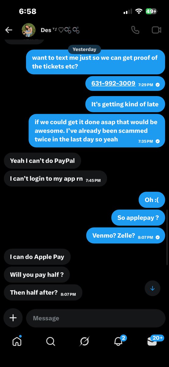 THIS PERSON IS A SCAMMER YALL BE CAREFUL GUYS!! @XDesX_20 SELLING FAKE ARIANA GRANDE TICKETS!! #ariana #arianagrande