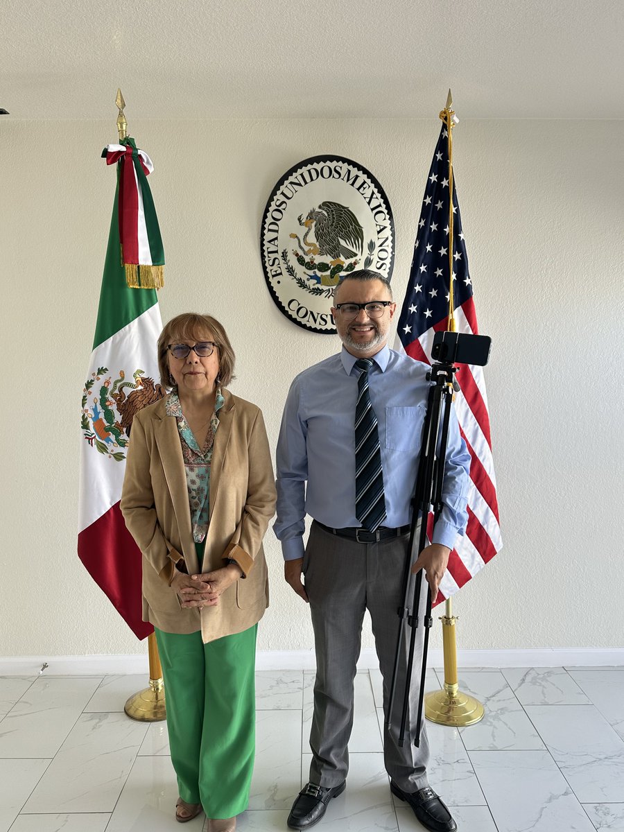 ConsulMexYum's tweet photo. 10/03 📺 La Cónsul Dulce María Valle Álvarez fue entrevistada por el medio de prensa Telemundo 3, a fin de compartir con toda nuestra comunidad información sobre:
✅Las denuncias por violencia a la mujer.
✅La Política de Vinculación y Atención Integral para la Mujer (VAIM). https://t.co/U61joBM98O