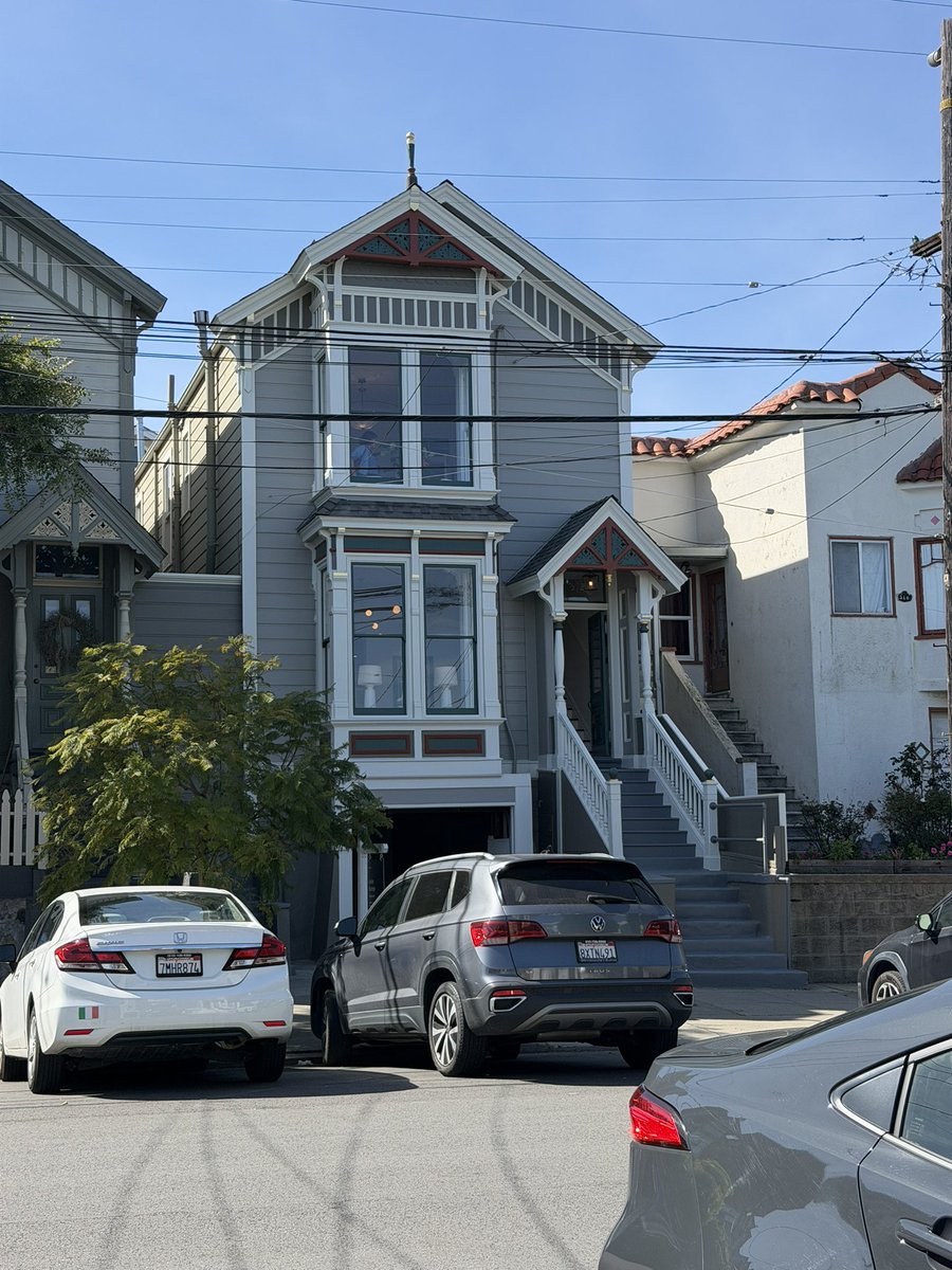 Rohin Dhar tweet media