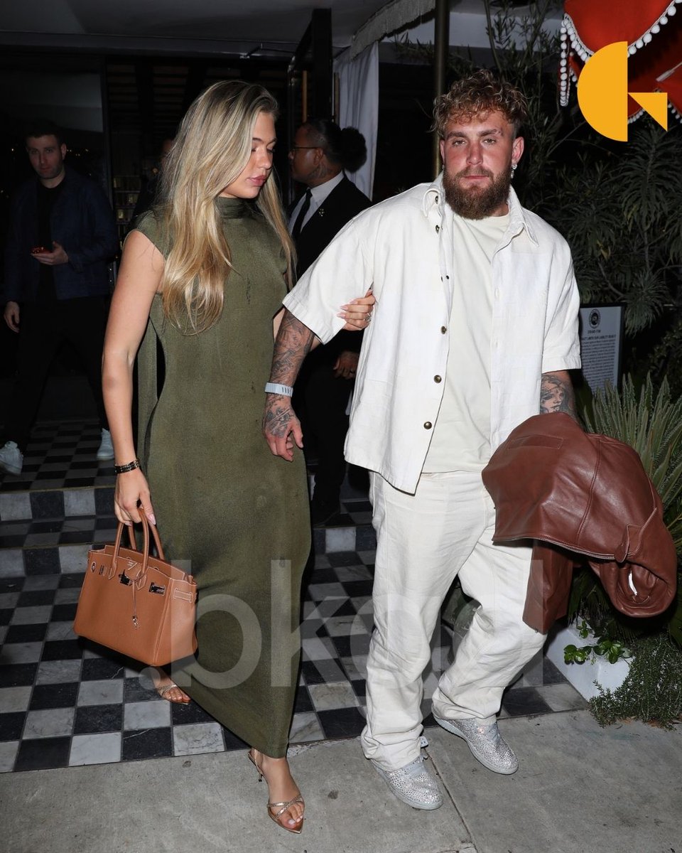 BackgridUS's tweet image. #JakePaul and Dutch speed skater girlfriend #JuttaLeerdam are seen leaving the Bird Streets Club after having dinner in West Hollywood. 

Earlier in the day, Jake had gifted his girlfriend Jutta a brand new Mercedes G-Wagon for her accomplishments in receiving a gold and silver