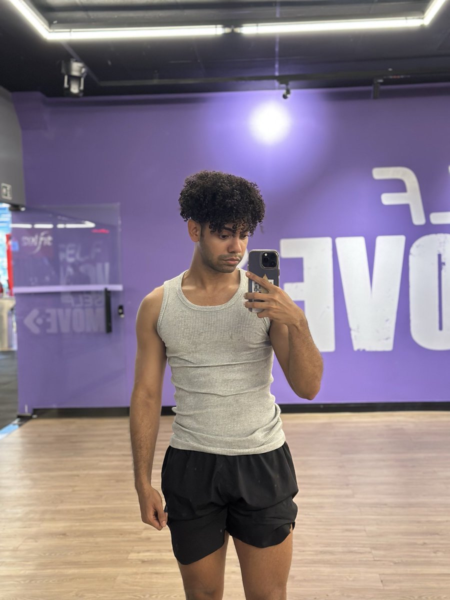 voz_so's tweet photo. 💪🏾🥵 https://t.co/OsTDIyvMP5