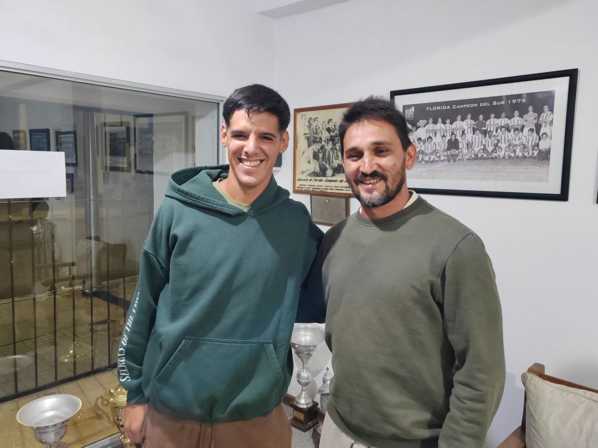 futbolflorida's tweet photo. #Pases
Facundo Álvarez y Gustavo Iturburo para #Avenida https://t.co/YjvdwcAvk7