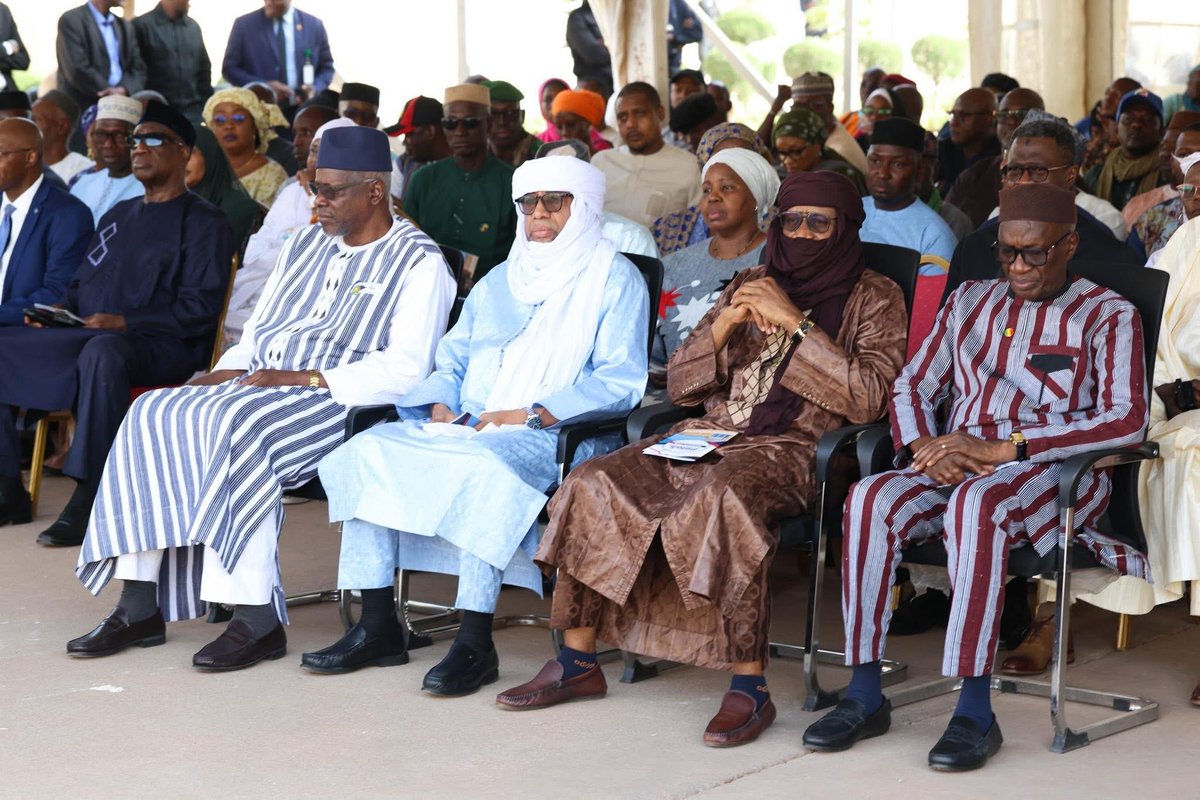 ALHAMDOU AG ILYÈNE tweet media