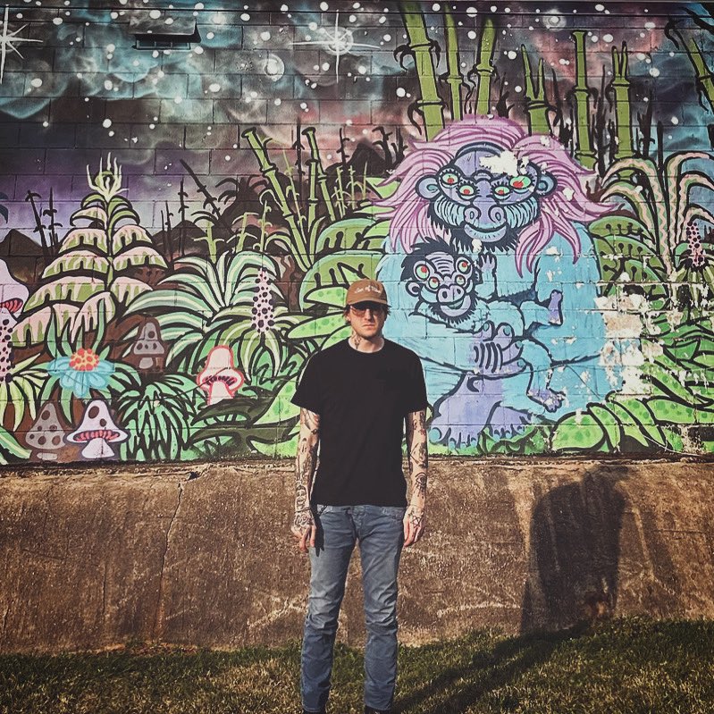 Aaron Logan Ray tweet media