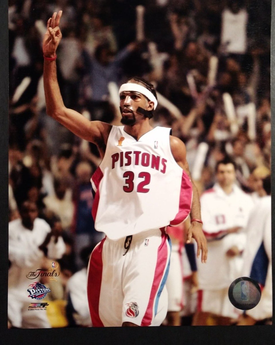 Youngblood tweet media