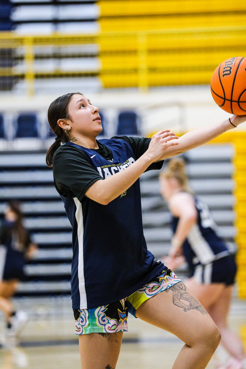MSUB Women's Basketball tweet media