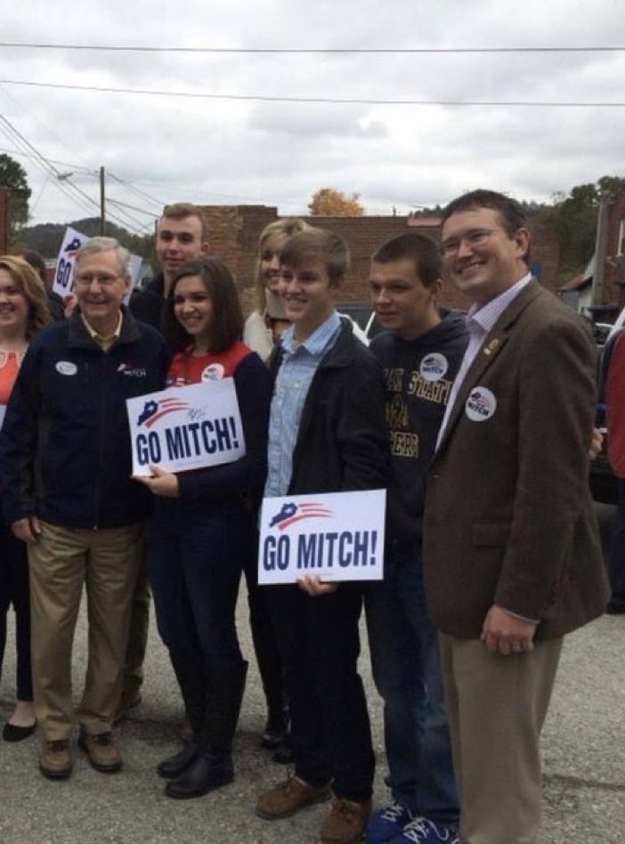 SuperStarSethB's tweet photo. @realmflynnJR @RepThomasMassie #teammitch

You talking establishment? Principles never change. https://t.co/3x9xieuRhC