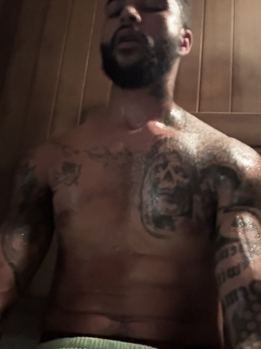 Onlyfans.com/julianroyce