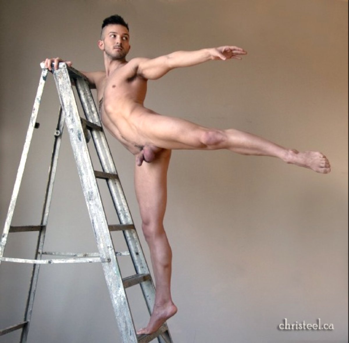 GymnosStage's tweet photo. A ballet move where a dancer stretches out their leg and arm on one side is most commonly known as an Arabesque

{image ~ Matt Eldracher ~ photographed by Chris Teel} https://t.co/ZcEmOpdzfz
