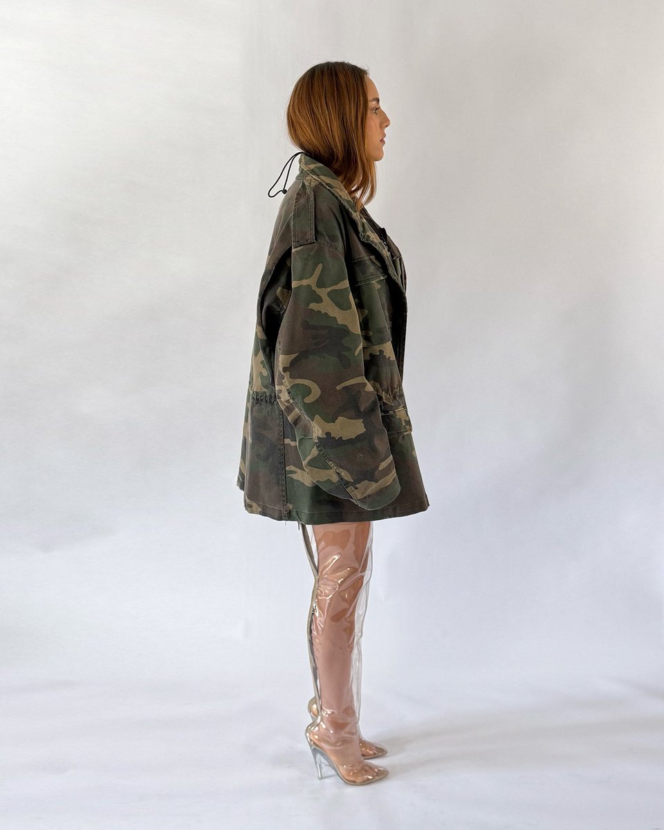 parisaintstudio's tweet photo. Yeezy Season 4 Camo Parka Sold Out. https://t.co/ji20bRa7O2