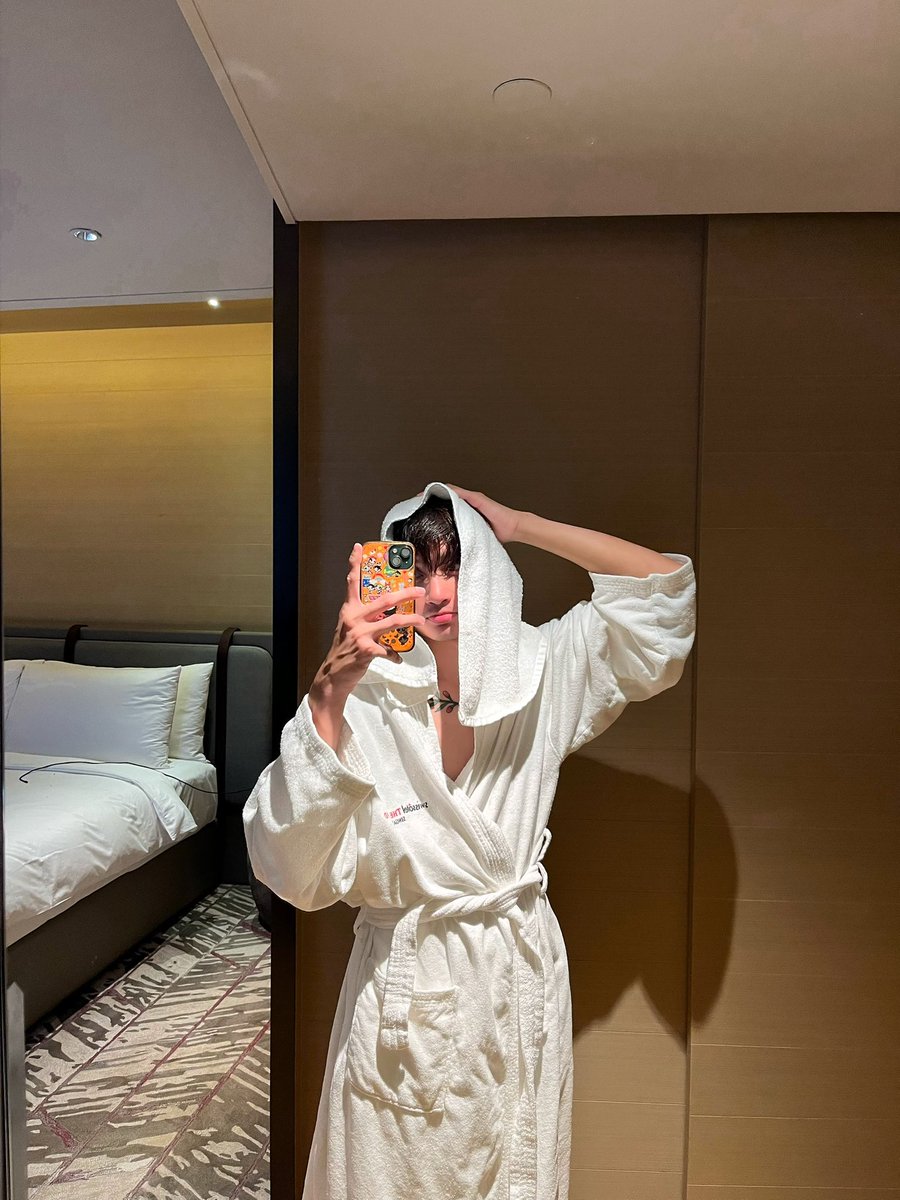 𝐓𝐇𝐄 𝐀𝐑𝐊 . 🕷️ tweet media