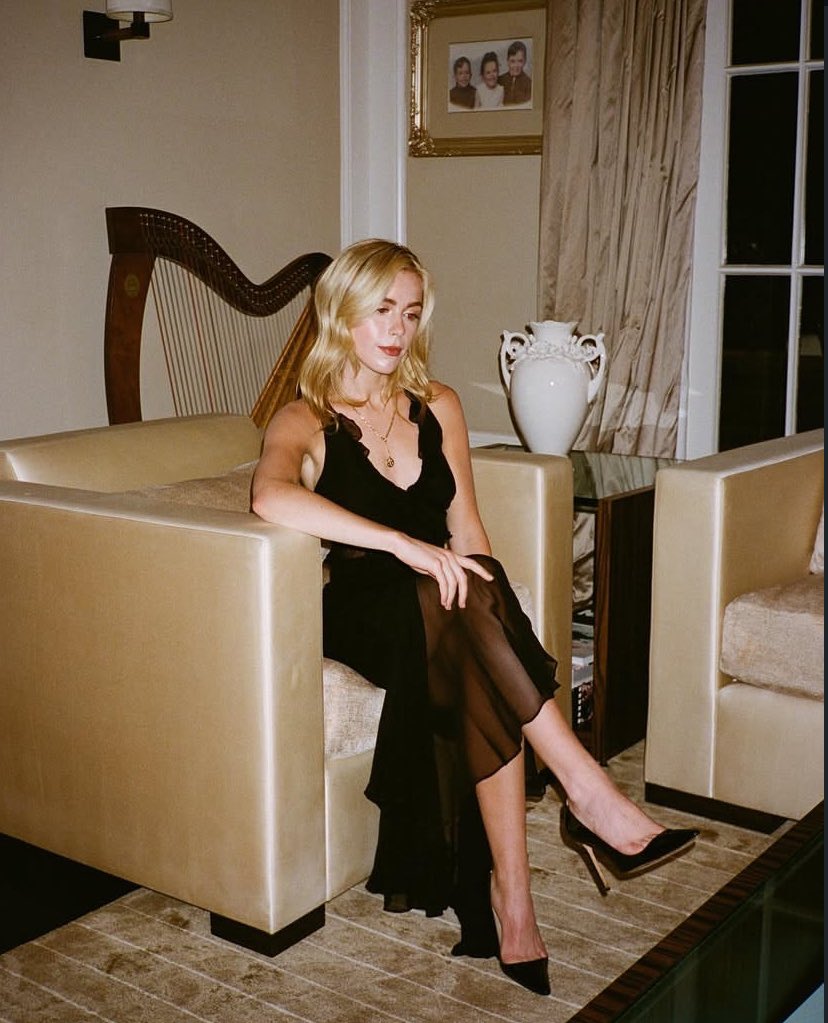 ⠀ ⠀⠀ ⠀⠀ ⠀ ⠀ ⠀⠀⠀⠀ 
⠀ ⠀⠀ ⠀⠀ ⠀   ˙ ̟ ──  🥀 ──
                       𝓯lαshıng red lıght
                  show me who you αre!
                     𝓫αby, you’re α stαr
                        #𝓓𝐄𝐒𝐈𝐑𝐄𝓑𝐀𝐋𝐋
⠀ ⠀⠀ ⠀