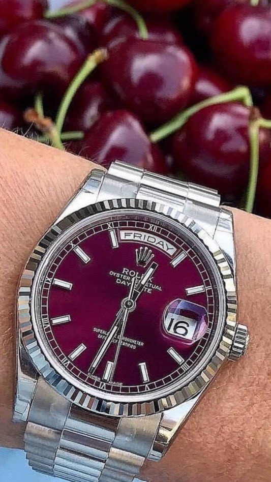 i3Moment's tweet photo. Cherry red Rolex watch 🍒 https://t.co/BwsiGkhx7G