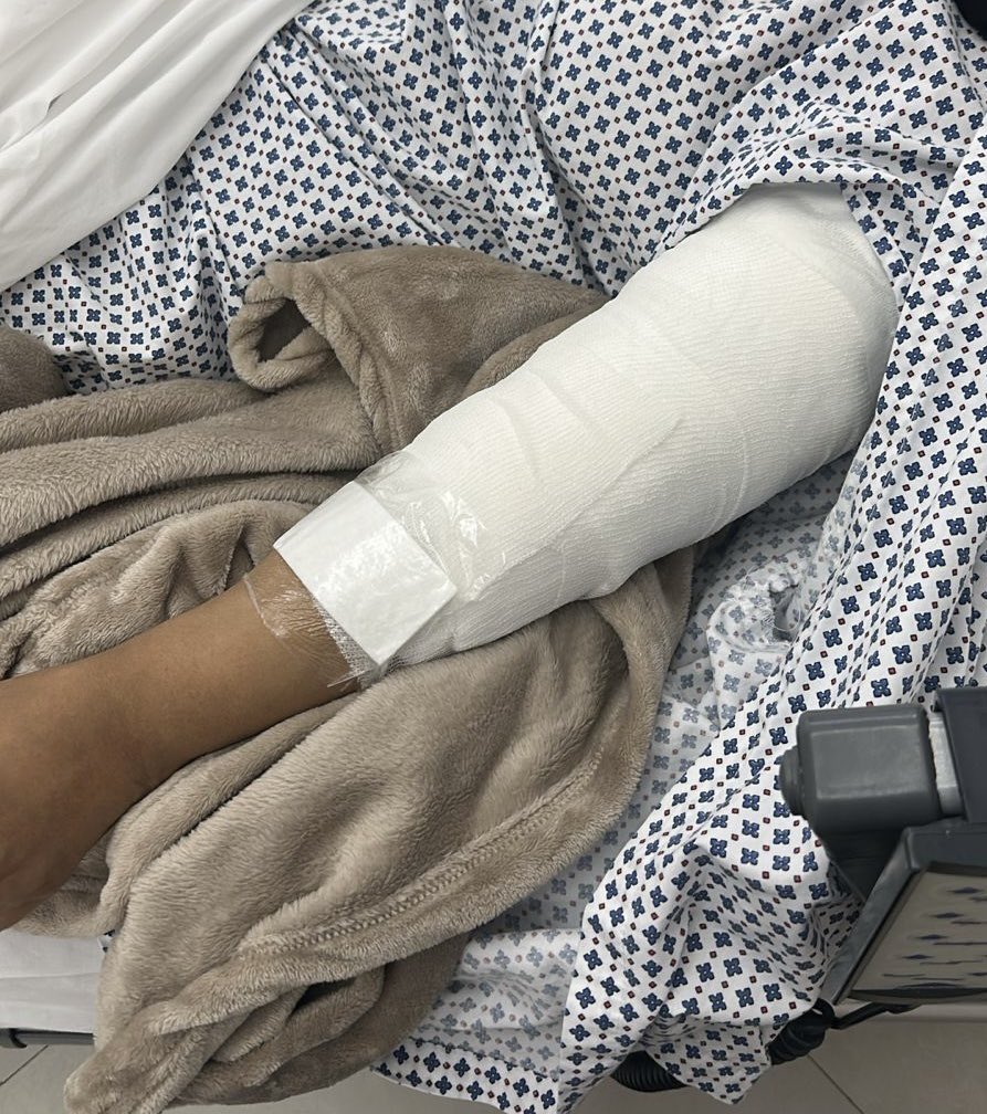 اللهم أذهب البأس رب الناس، واشفِ أمي حبيبتي أنت الشافي، لا شفاء إلا شفاؤك، شفاءً لا يغادر سقمًا.