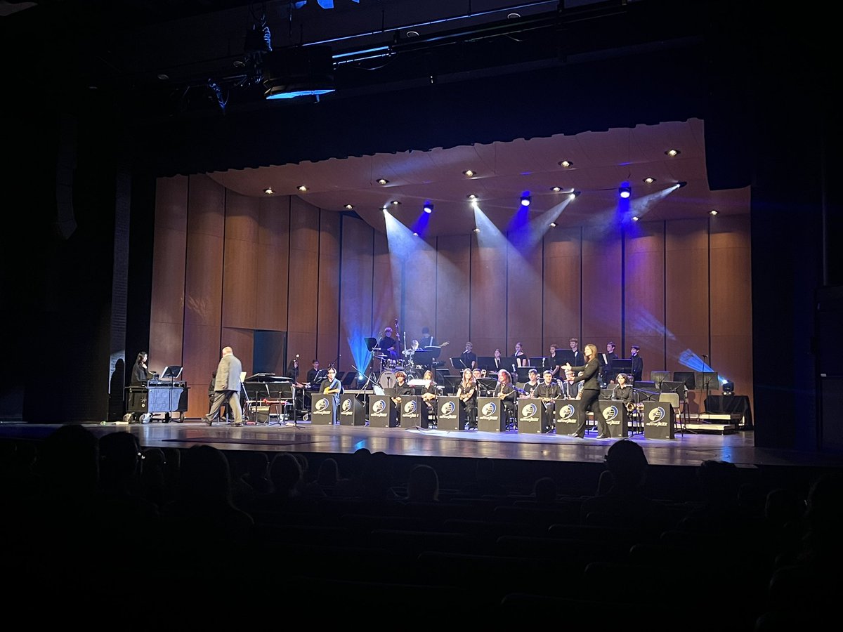 Tim Phares tweet media