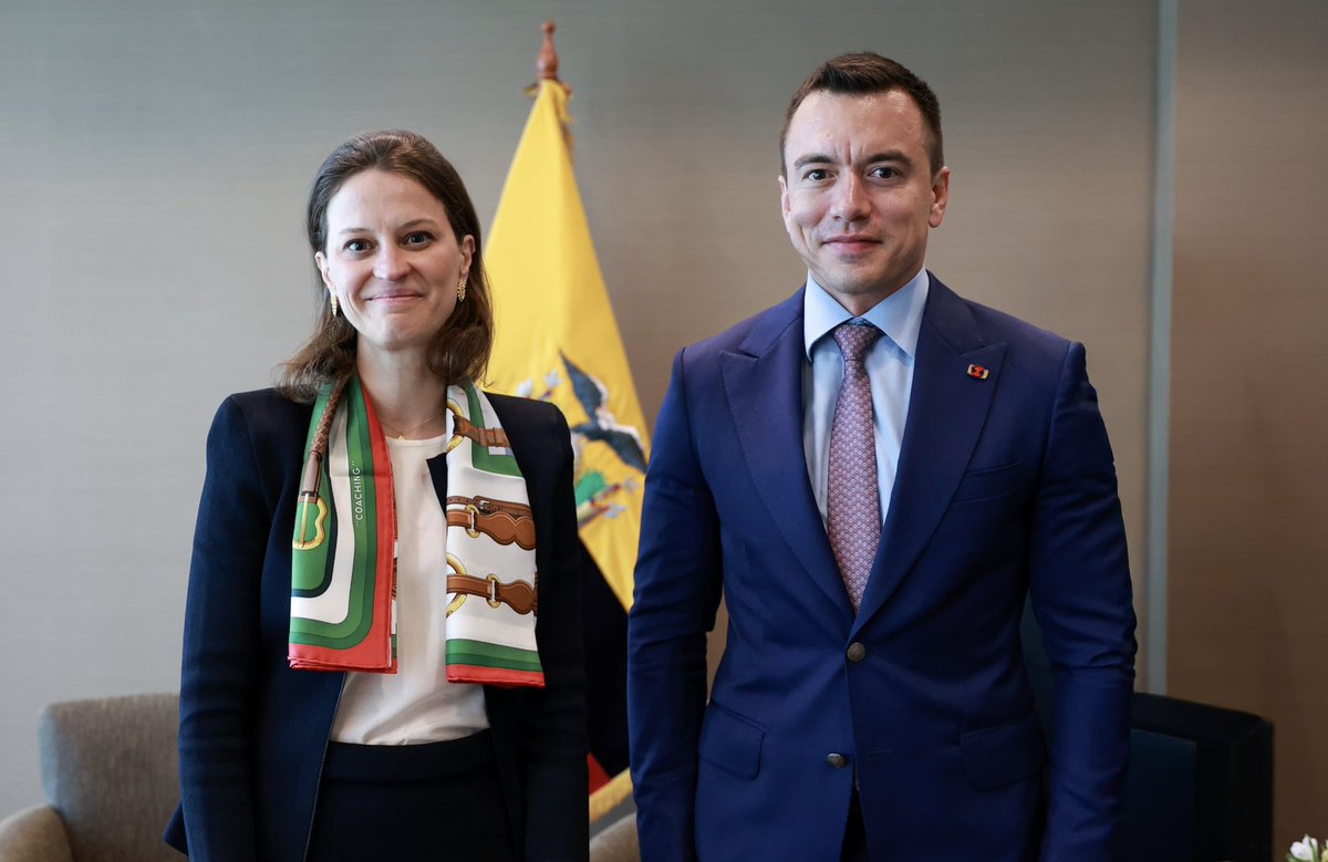 En un encuentro con la vicepresidenta del <a href="/BancoMundialLAC/">Banco Mundial | América Latina y el Caribe</a>, Susana Cordeiro Guerra, <a href="/scordeiroguerra/">Susana Cordeiro Guerra</a>, dialogamos sobre el respaldo del organismo a las reformas económicas del país y el impulso a proyectos que promuevan crecimiento, inversión y más oportunidades para los