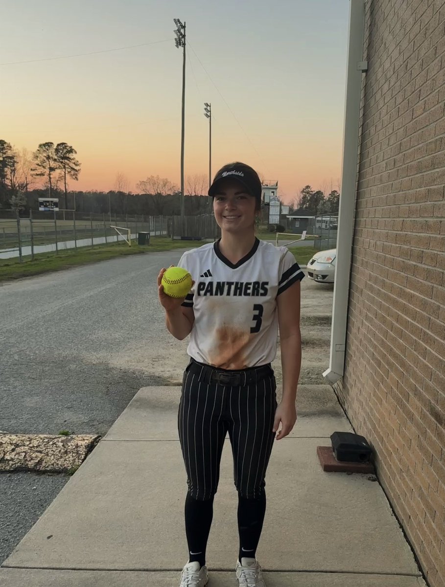 EllaKate Hanna tweet media