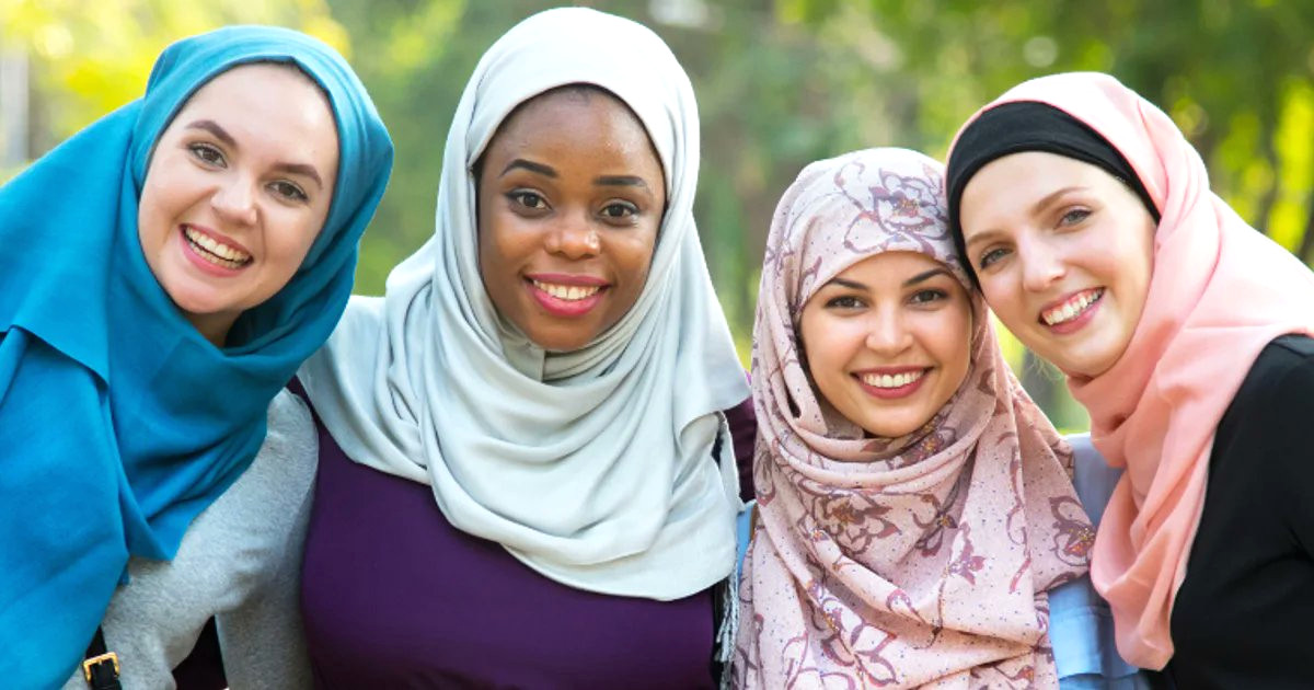 Top 10 in #Prostitution 💋 1. Thailand 🇹🇭 2. Moldova 🇲🇩 3. Ukraine...