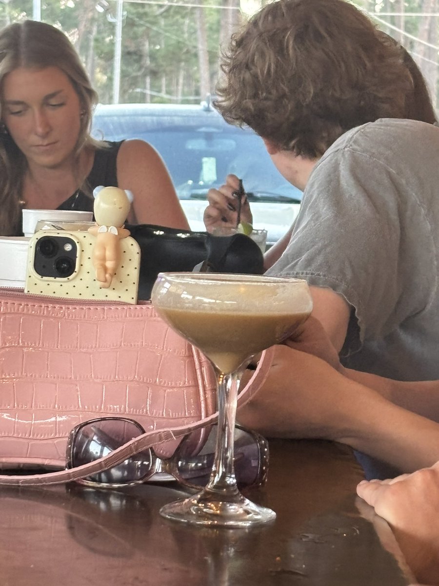 dinguspitcher tweet media