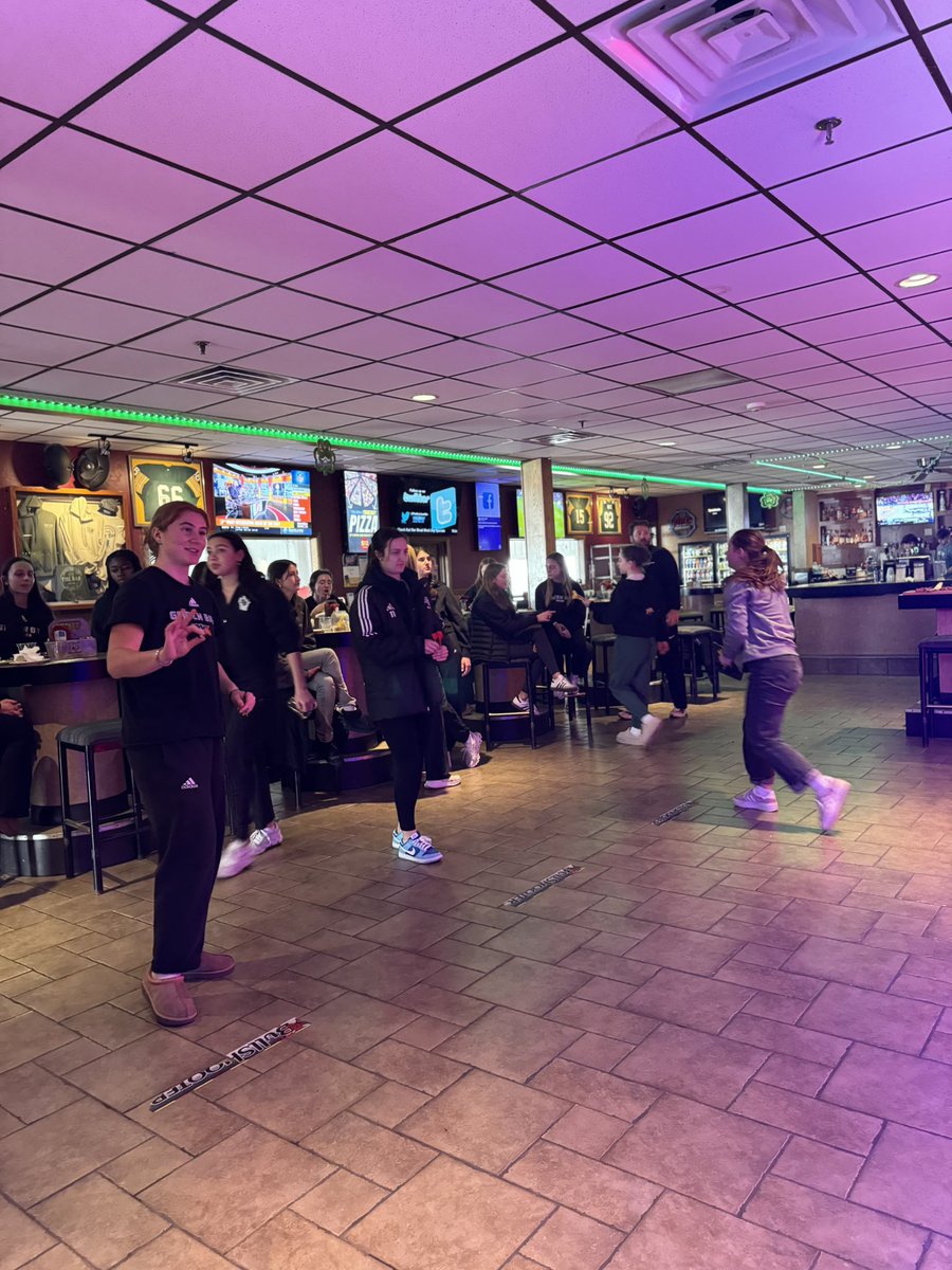 gbphoenixwsoc's tweet image. Dart tournament, food, &amp;amp; chill team vibes😎🎯

Growing together on and off the field💚

#risetogether #footy