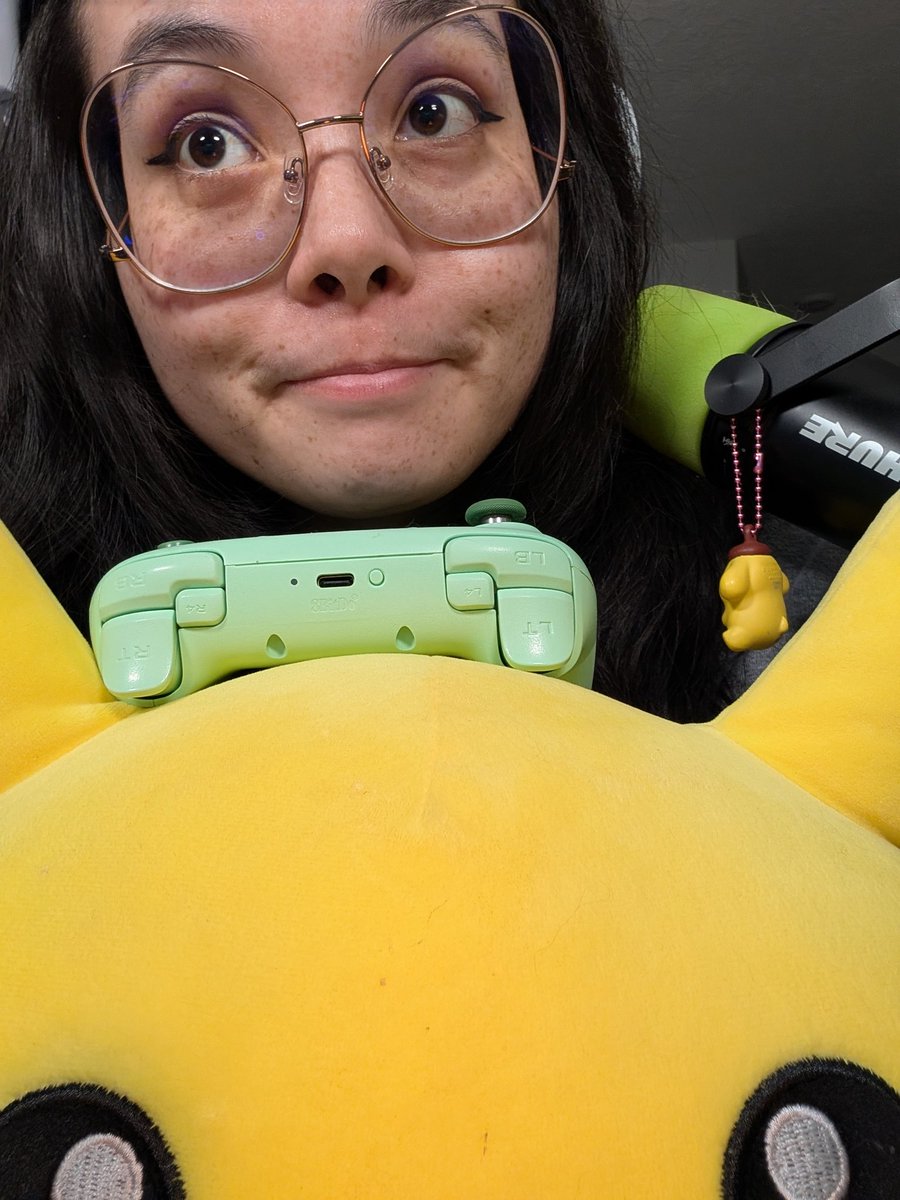 Mikachu 🕸️🎃 tweet media