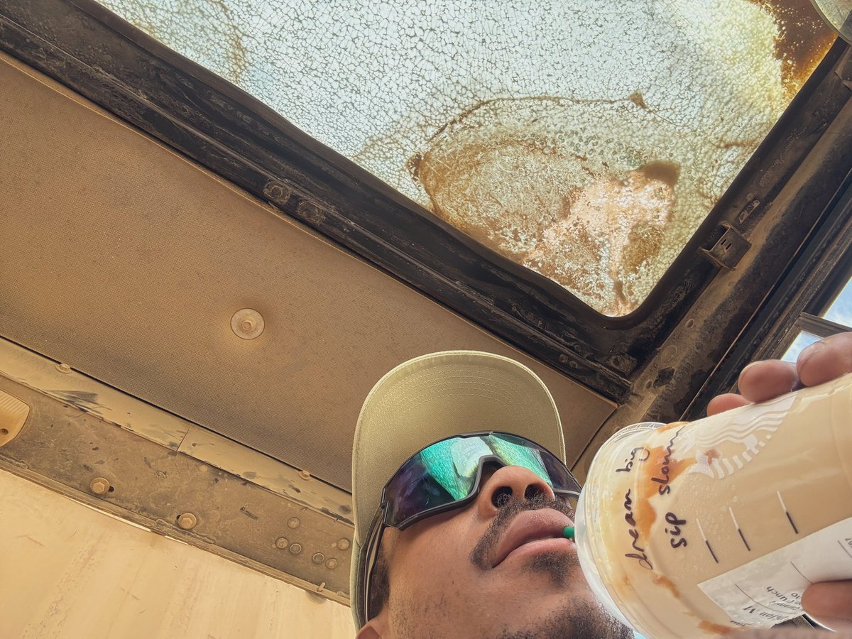 oh2three's tweet photo. working 60-70 hours a week so we a lil stressed but we finding peace in small things like boba, morning coffee, smelling good. I don’t know where life is taking me rn but god got me. Ima giant in this lil ass world. https://t.co/1BBhcAe47z