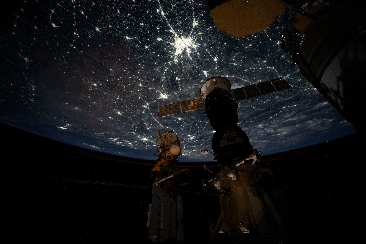 International Space Station tweet media