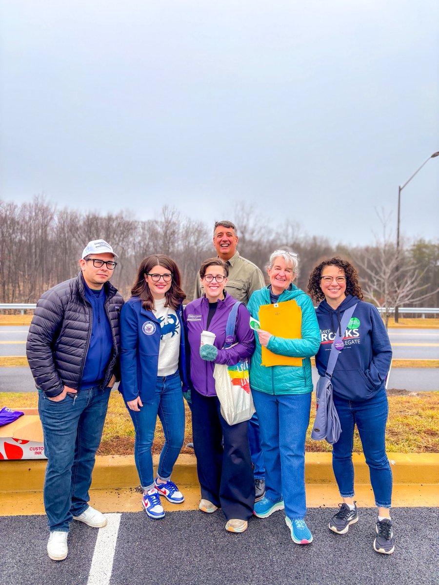 Sarah Elfreth tweet media