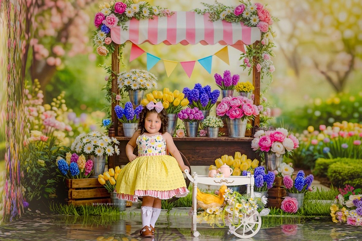 HazySkiesDesign's tweet photo. Spring sessions are blooming 🌸

The Spring Bloom Flower Cart backdrop creates a cheerful garden market scene perfect for spring minis, children’s portraits, and Easter sessions.

📸 @rociosphotographyllc
✨ 40% OFF with code SAVE40

#hsdbackdrops #springminis #spring #easterphotos
