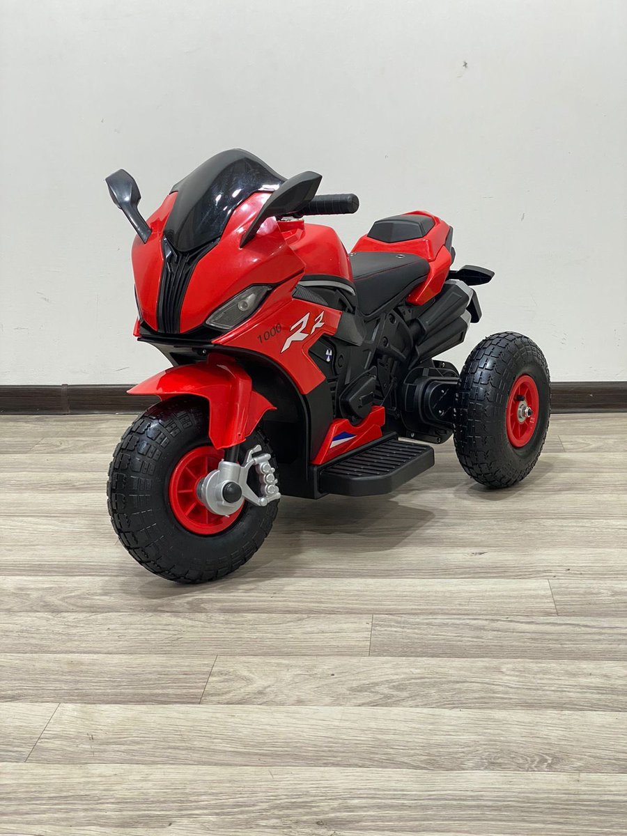 xCry CDMX tweet media