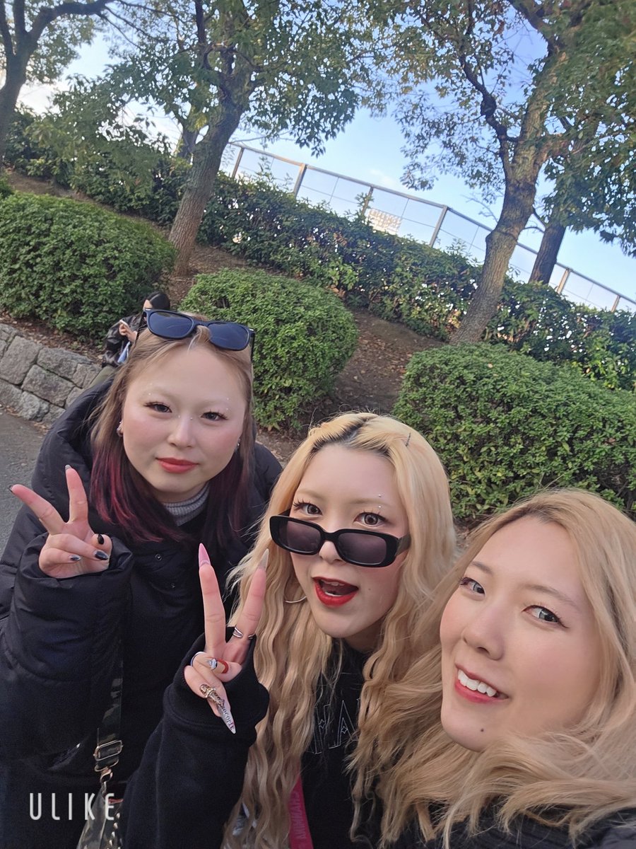 AOD4 in 大阪day1
会ってくださったロイファの方たちありがとうございます💎♡
またお会いしましょ🙋🏼‍♀️💋