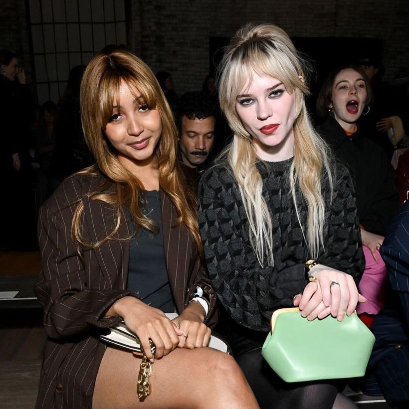 fungo vaginal hwang yeji tweet media