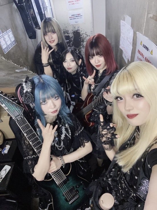 akicchi728's tweet image. Sirius Live Info!
Saturday, March 14, 2026
Akabane ReNYα
Doors Open/Show Starts 10:50 AM/11:20 AM
Performance 2:20 PM - 3:00 PM

Kurefesu EXTRA19
Kurefesu 10th Anniversary SP!! 🎉🍾

40-minute long stage🔥🔥🔥🔥🔥

#WomenInMetal #jmetal #rockband