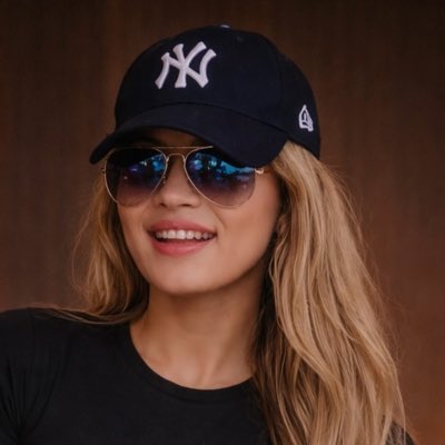 leencrzz's tweet photo. #NewProfilePic https://t.co/dYmstZYnxB