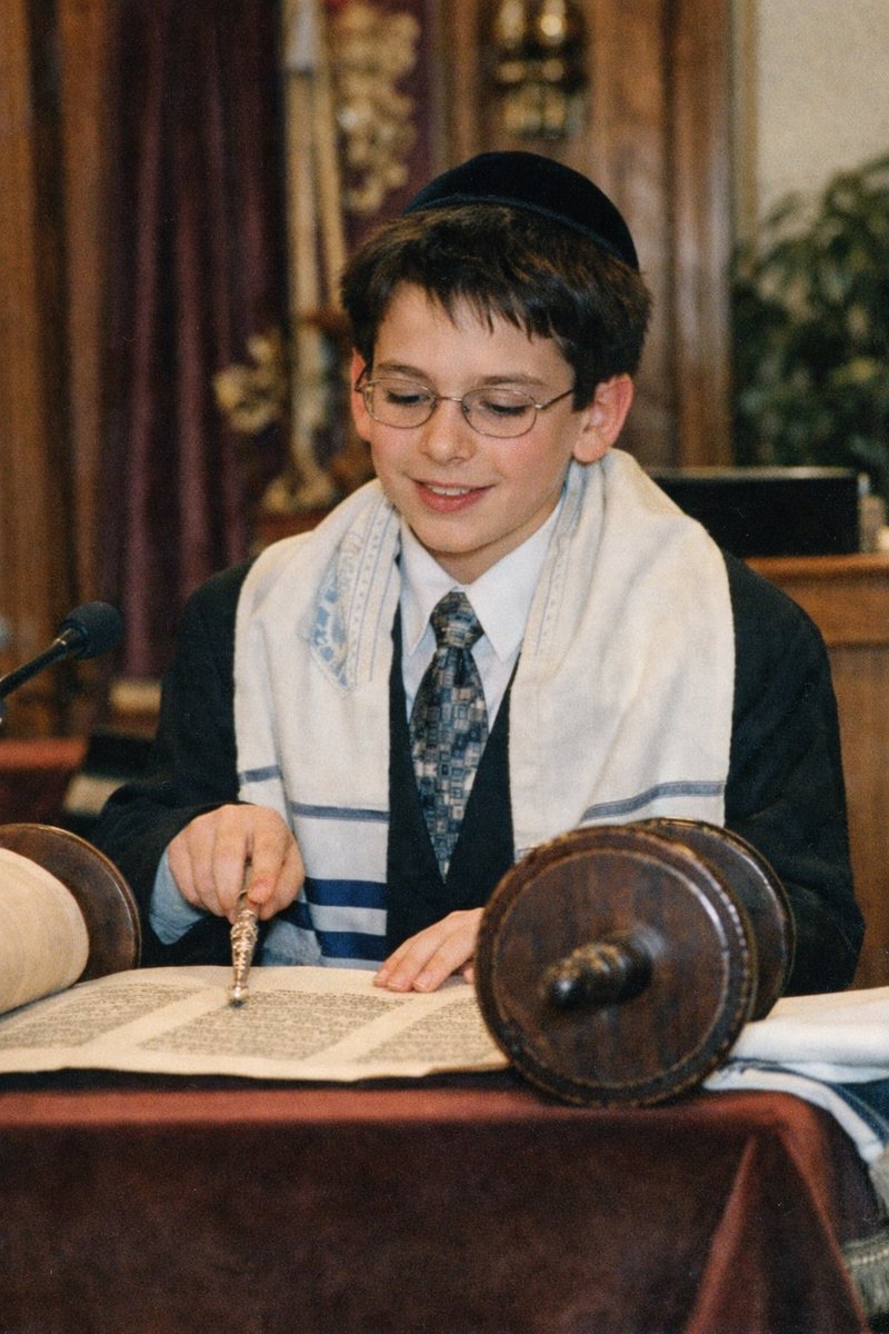pseudotheunreal's tweet photo. @j_fishback @NickJFuentes Wake up, People! There’s not a bigger jew out there than James Fishbaum. He’s just a Jew impersonating a gentile bc they’ll do anything for power. Just look at that sad, chinless Jewish face. Hasn’t changed all that much from when he had his bar mitzvah! Oy vey! https://t.co/OnDfiMr7fn