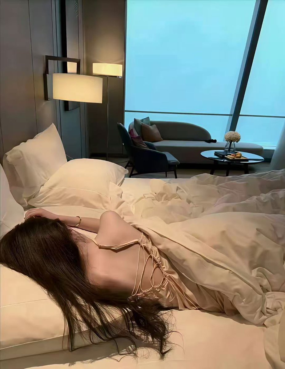 我是女秘书 tweet media