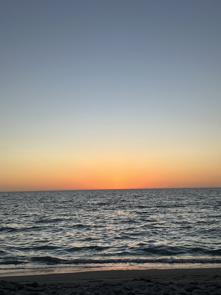 WStachelberg's tweet photo. Tonight 3.10.26 legit #GreenFlash #Captiva https://t.co/FhBDps6pTF