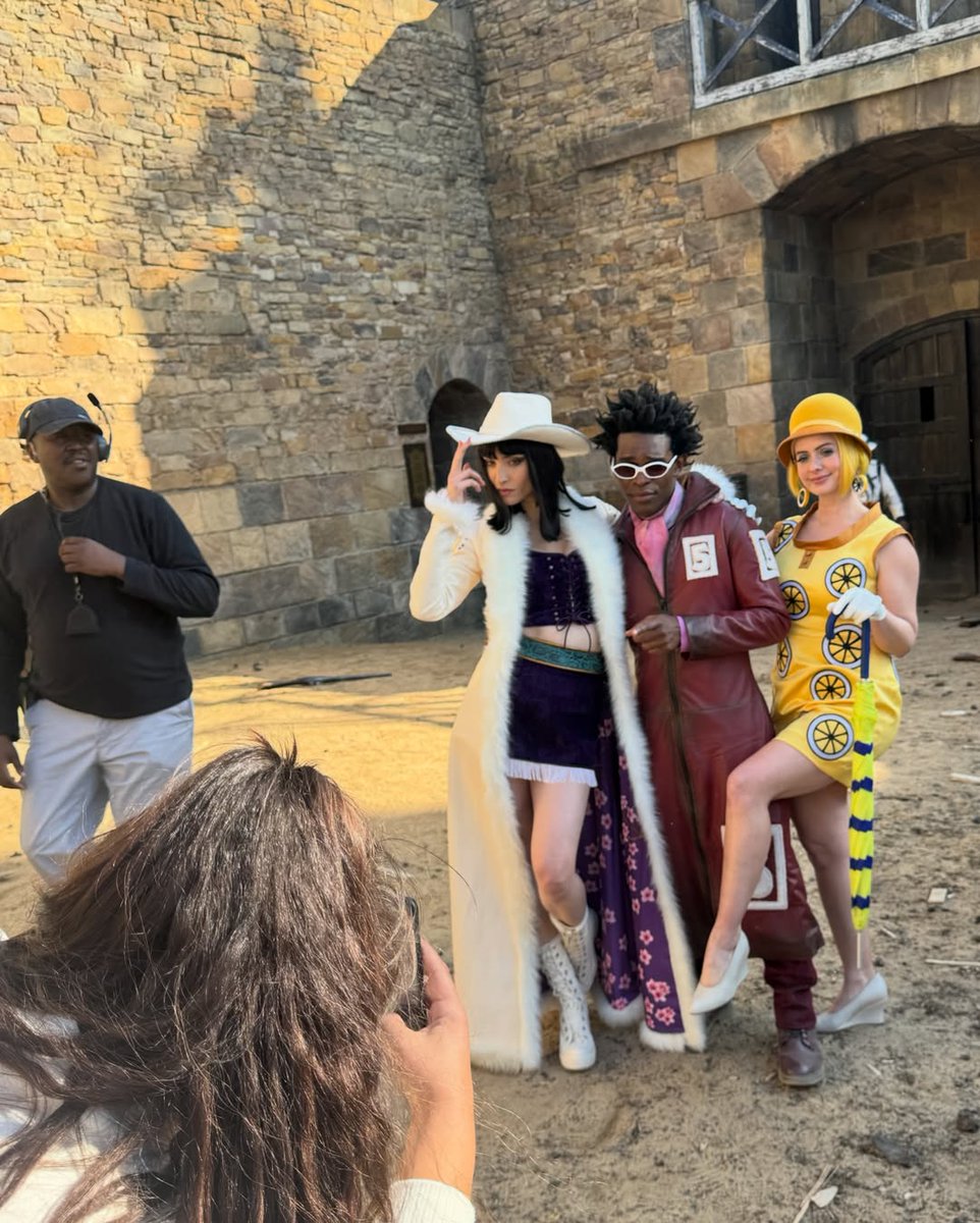 Lera Abova with Camrus Johnson and Jazzara Jaslyn behind the scenes whilst filming One Piece season 2