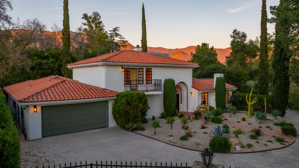 LuxuryRealEstate.com tweet media