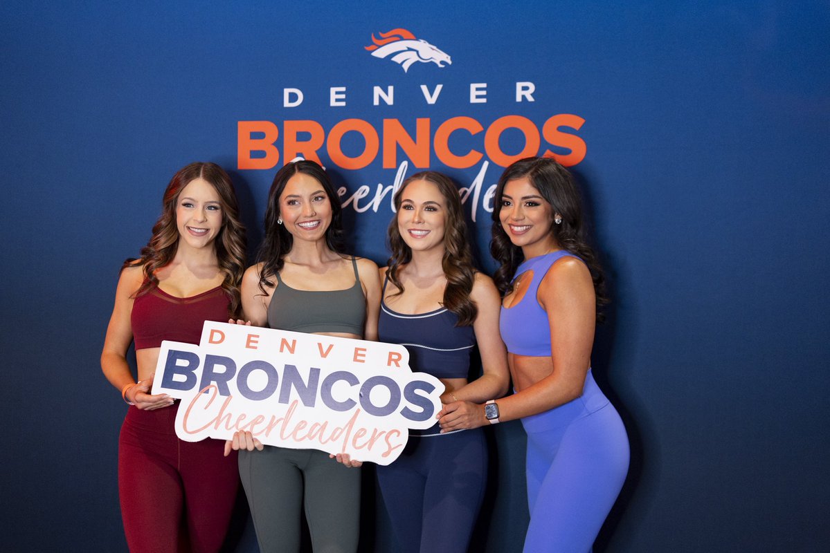 Broncos Cheerleaders tweet media